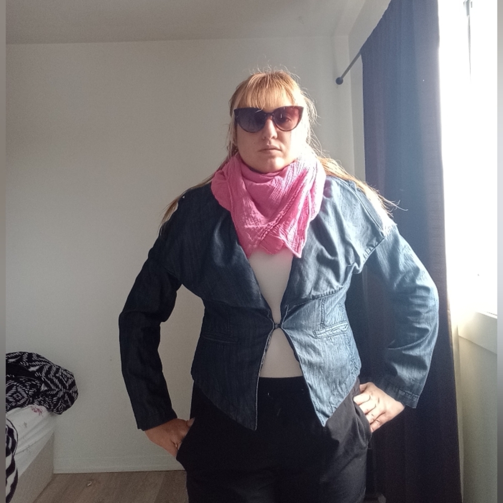 Stylish Dark Blue Short Jacket - Picture 3 of 8